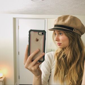 Liz Claiborne Vintage Baker Boy Hat